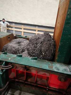 Пресс плакировочный для металлолома Huahong Y81 -250