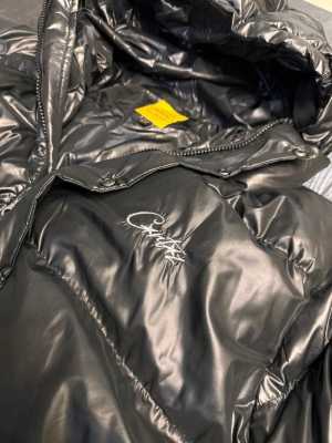 Пуховик Corteiz