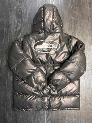 Пуховик Corteiz