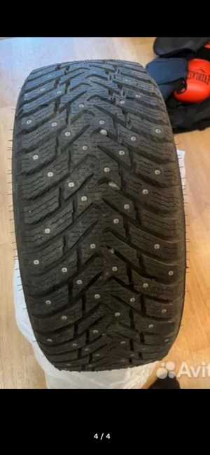 Ikon Tyres Character Ice 8 225/45 R18 95T