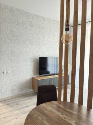 2-� ��������, 51 �2, 8/8 ��.