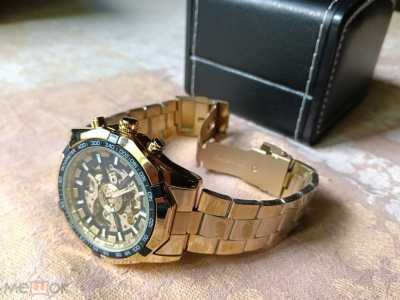 ���� Winner Skeleton Watch