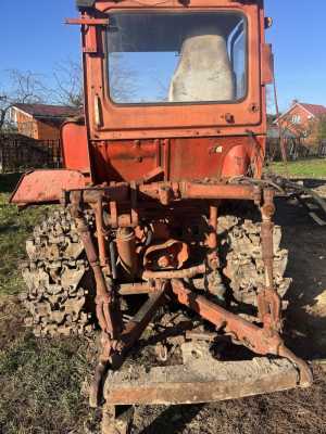 �� 75