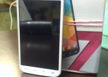 Мобильный телефон LG L7