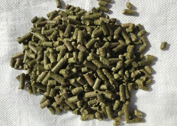сено, люцерна гранулированная, сено, солома в тюках