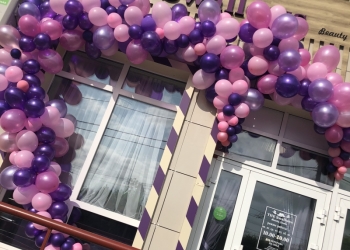 Срочно продам работающий Салон красоты с персоналом и всеми материалами.