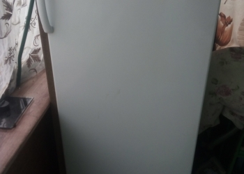 Продам морозильник