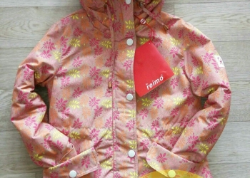 Курточка на рост 110 см.