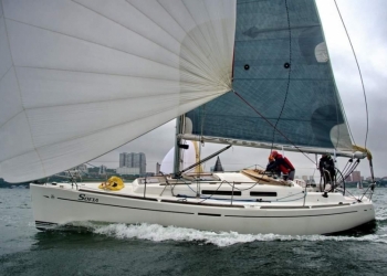 Гоночно-круизная парусная яхта Dufour - 34 E Perfomance