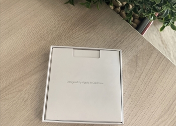Apple AirPods 2 Luxe