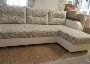 Продам угловые диваны пружинный и ппу (Аркад)
