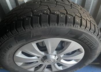 ����� 215/60 R16 ���������� �������� 4 ��.