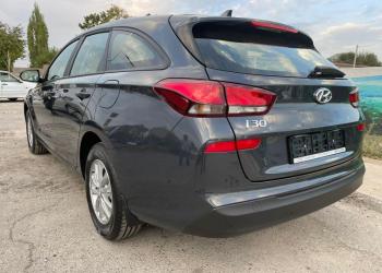 Hyundai i30, 2022