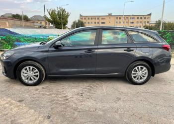 Hyundai i30, 2022