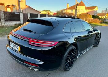 Porsche Panamera, 2019