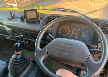 NISSAN ATLAS ������������������� 2001