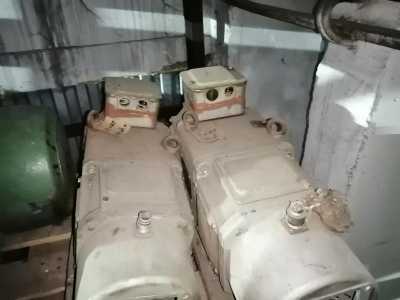 Продам двигатели 4пф, 4пбм, 2пф