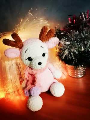 Плюшевый олененок