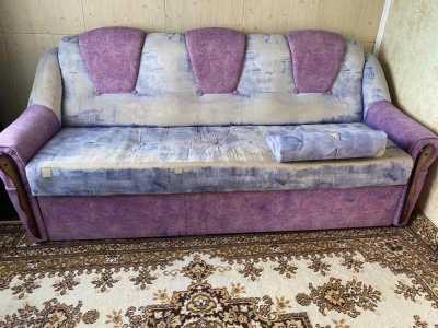 Отдам диван даром