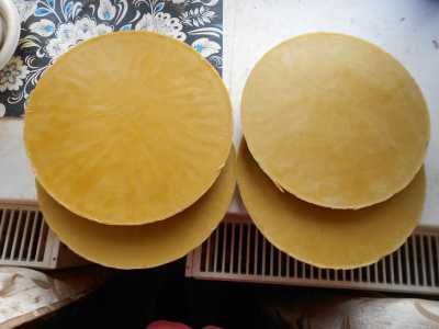 Воск пчелиный