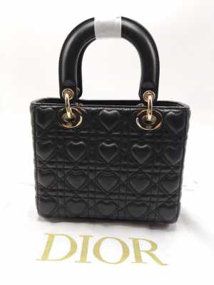   Dior Amour Hearts