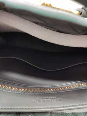   Bottega Veneta Andiamo 2023