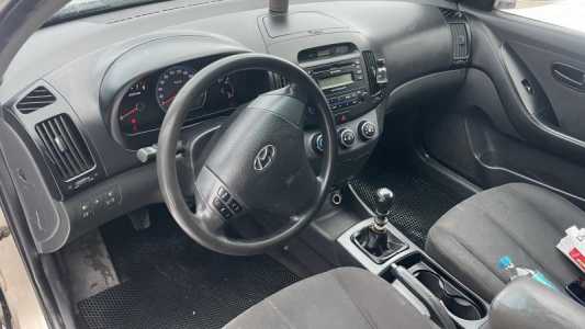 Hyundai Elantra, 2008