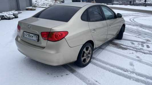 Hyundai Elantra, 2008