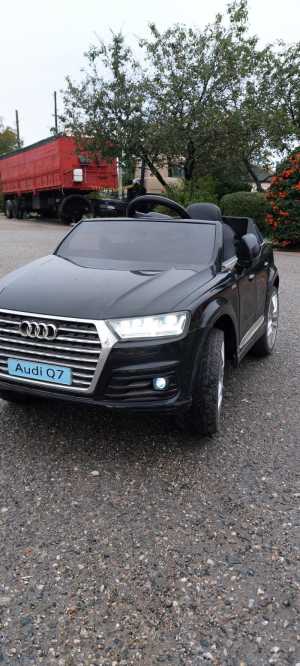 Детский электромобиль