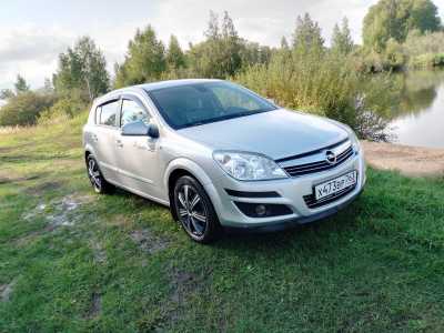 Opel Astra, 2012