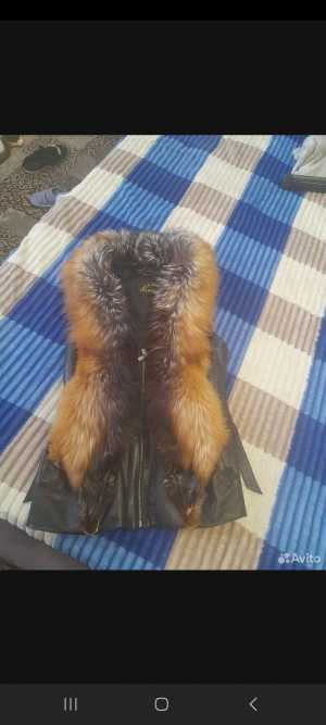 Продам жилетку натуральную