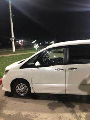 Nissan Serena, 2014