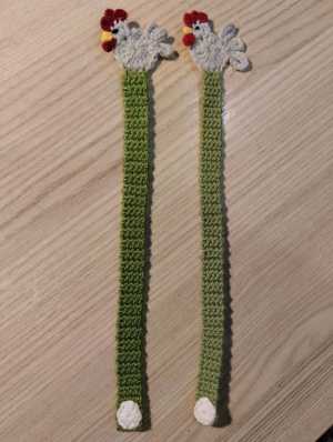 Вязаная закладка