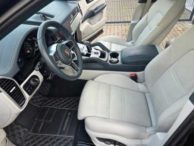 Porsche Cayenne, 2023