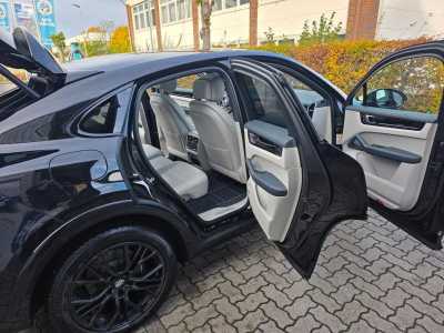 Porsche Cayenne, 2023