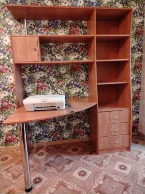 Кмпьторный стол-стенка