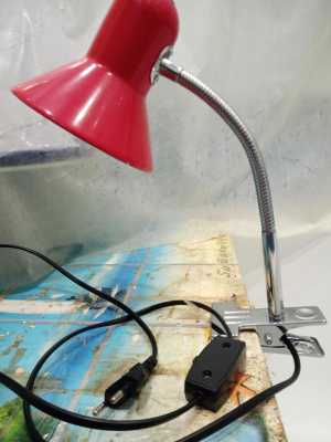 Лампа настольная