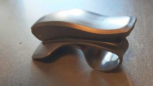 Держатель телефона на приборную панель авто