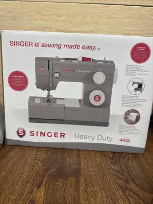 Швейная машинка электрическая