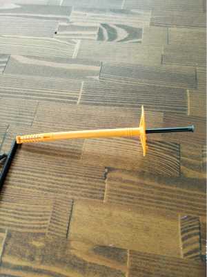 Продам остатки фасадного дюбеля 10х160