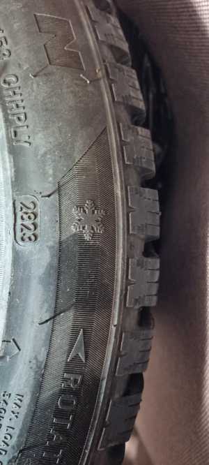������ � ����� 215/50/17 ������,����������