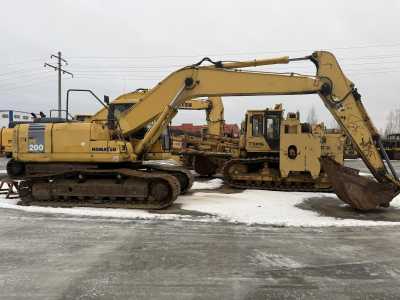  KOMATSU PC200