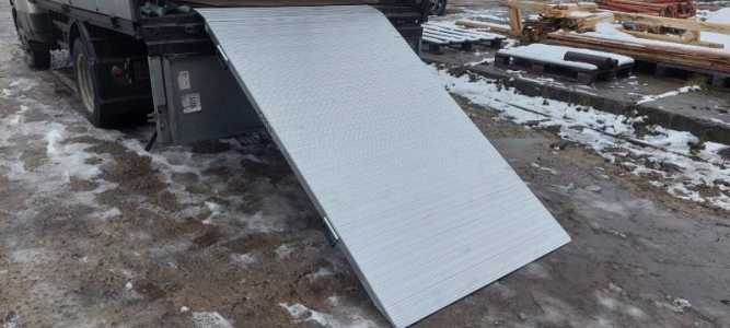 Погрузочный мост ГКА 5.200.120.2/4MГ