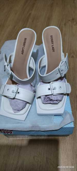 Женские туфли - босоножки