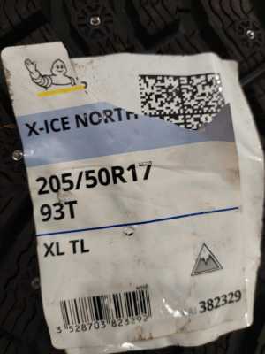    Michelin X-ICE North4  93T  205*50*R17