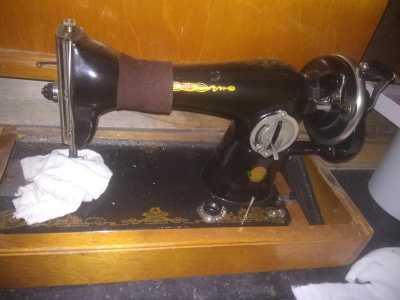 Швейная машина