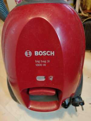 Пылесос BOSCH.