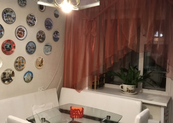 4-к квартира, 92 м2, 1/5 эт.