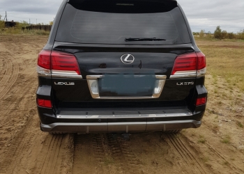 Lexus LX, 2014 в отличном состоянии.