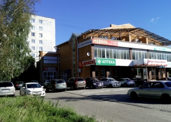 готовый бизнес-здание магазина с арендаторами